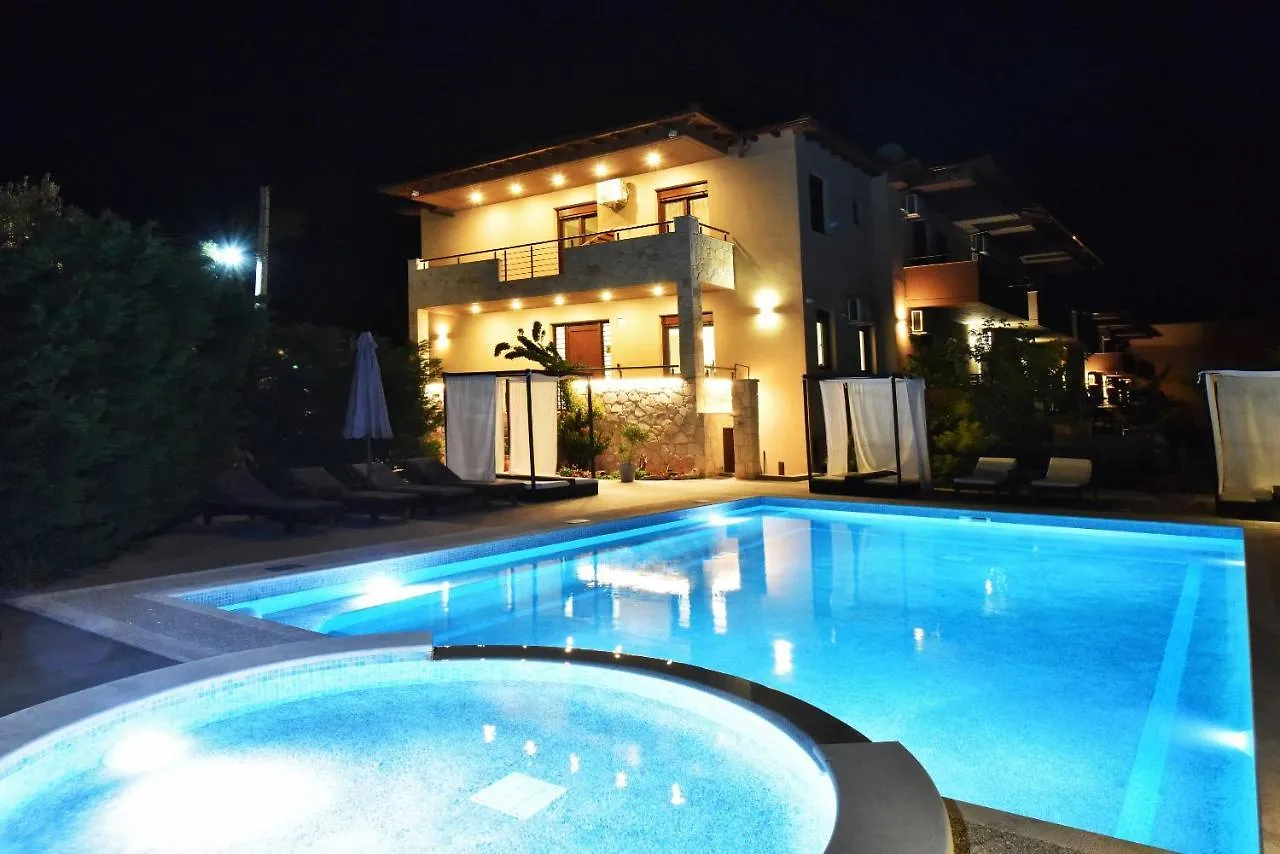 Sinodinos Deluxe Apartments Afytos