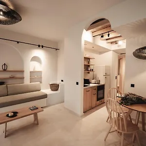 Διαμέρισμα Om Living, Άφυτος